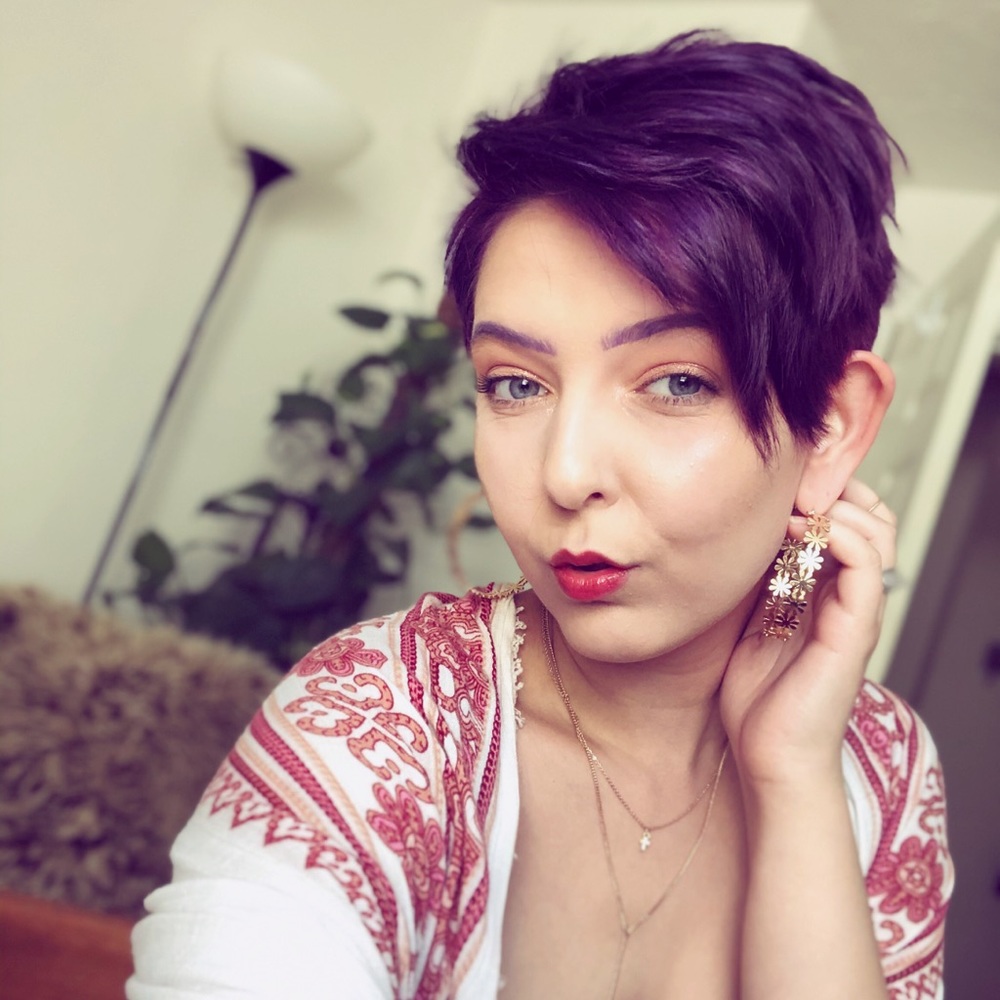 Meet your Posher, Anna